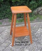 bloementafeltje bijzet- planten tafeltje, tafel krukje, hout, Gebruikt, Vierkant, Ophalen of Verzenden, Tijdloos