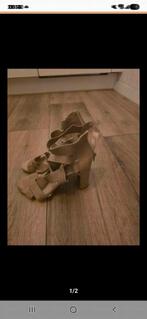 Dames schoen (maat 37), Ophalen of Verzenden, Zo goed als nieuw, Zwart, Sneakers of Gympen