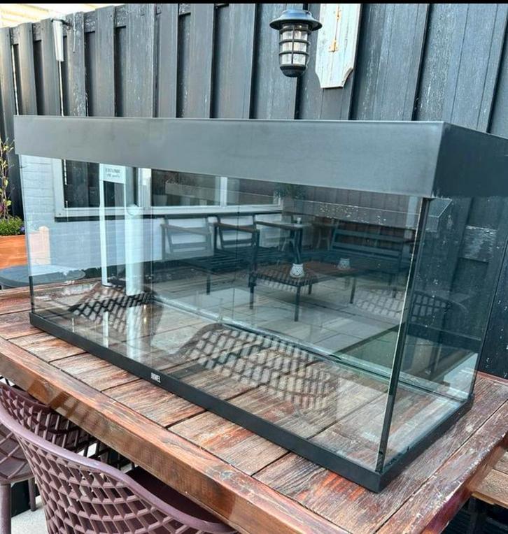 Terrarium met onderkast van het merk Juwel, Dieren en Toebehoren, Reptielen en Amfibieën | Toebehoren, Gebruikt, Terrarium of Paludarium