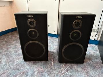 Vintage Sony muziekboxen nog uit de jaren 80 beschikbaar voor biedingen