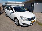 Opel Astra 1.6 16V 85KW St.wgn. 2010 Wit DEALER AUTO! AIRCO!, Voorwielaandrijving, Parkeersensor, Wit, Origineel Nederlands