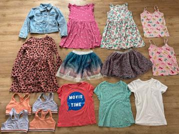 Kledingpakket meisje 128/134 Zomer -15 stuks -Totaal 10 euro beschikbaar voor biedingen