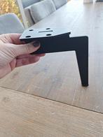 4 zwart metalen meubelpootjes, Ophalen of Verzenden, Nieuw, Overige typen