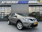 Nissan Qashqai 1.2 Acenta Trekhaak/Camera/Cruise-control/Led, Voorwielaandrijving, Euro 5, Stof, Gebruikt