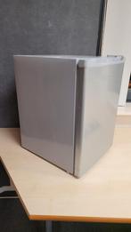 Mini koelkast, Witgoed en Apparatuur, Koelkasten en IJskasten, Ophalen, Minder dan 85 cm, Met vriesvak, Minder dan 75 liter