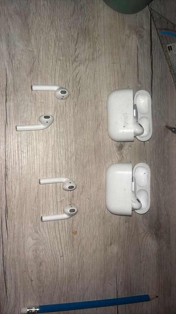Airpods, Telecommunicatie, Mobiele telefoons | Oordopjes, Zo goed als nieuw, Ophalen of Verzenden