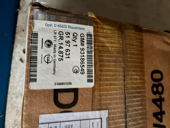 Nieuwe Opel Corsa Gordelhouder, Auto-onderdelen, Overige Auto-onderdelen, Opel, Nieuw, Ophalen of Verzenden