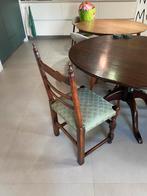Ronde houten tafel met vier stoelen, Ophalen