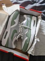 Nike air max one 1 spiral sage us 11 eu 45 DS, Kleding | Heren, Schoenen, Ophalen, Overige kleuren, Nike, Nieuw