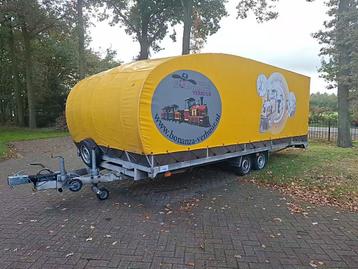 Grote aanhanger met huif - 800x245cm - 3500kg beschikbaar voor biedingen