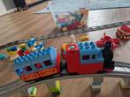 Duplo trein met toebehoren en extra duplo bak, Kinderen en Baby's, Speelgoed | Duplo en Lego, Ophalen of Verzenden, Zo goed als nieuw