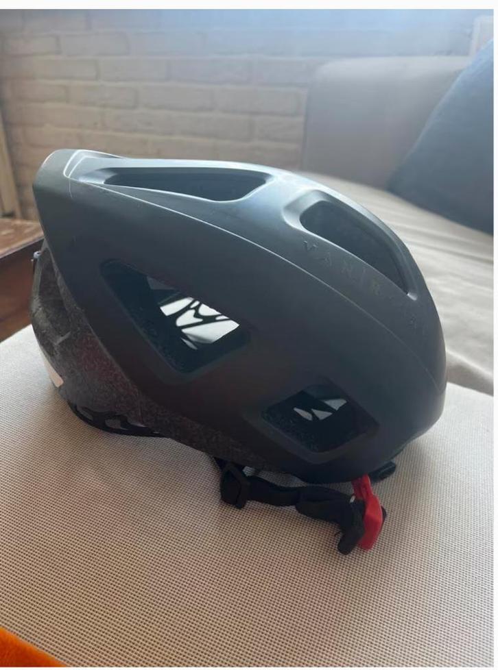 Van Rysel fietshelm maat M, Fietsen en Brommers, Fietsaccessoires | Fietshelmen, Gebruikt, Heer of Dame, M, Ophalen of Verzenden