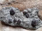 Mooie clusters granaat 18cm x 8cm, Ophalen of Verzenden, Mineraal