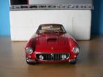 FERRARI 250GT BERLINETTA PASSO CORTO ''SWB'' 1961 1:18 CMC, Hobby en Vrije tijd, Modelauto's | 1:18, Overige merken, Zo goed als nieuw