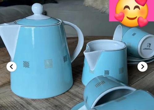 Vintage lichtblauw servies., Antiek en Kunst, Antiek | Emaille, Ophalen of Verzenden