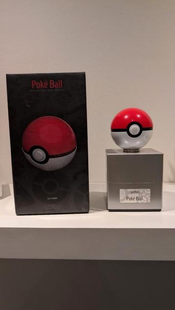 Pokémon Poké Ball – Premium Electronic Replica (The Wand Com beschikbaar voor biedingen