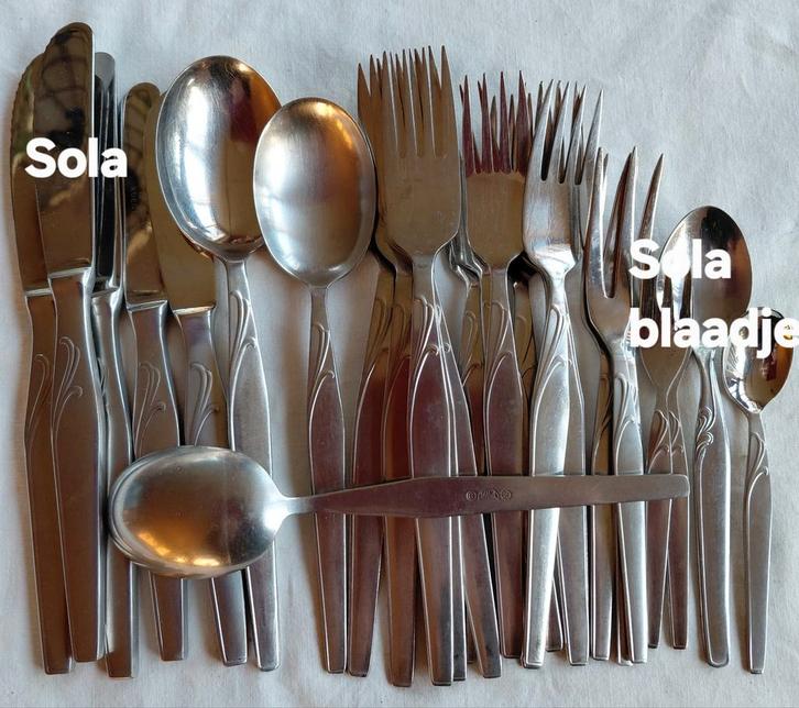 G Sola Z bestek met blaadjes in de handvatten, Huis en Inrichting, Keuken | Bestek, Zo goed als nieuw, Rvs of Chroom, Ophalen of Verzenden