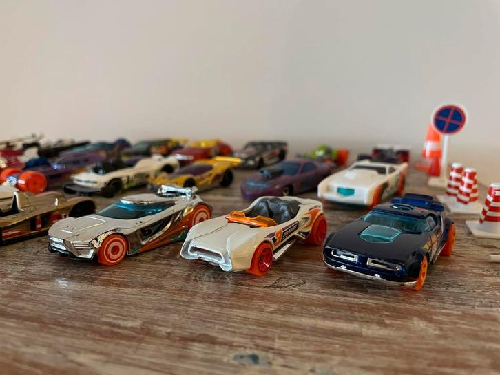 Hot Wheels Verzameling - 25 Auto's, Verzamelen, Speelgoed, Gebruikt, Ophalen of Verzenden