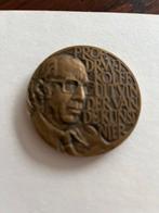 Herdenkingsmunt dr Kolff uitvinder kunstnier, Ophalen of Verzenden, Overige materialen