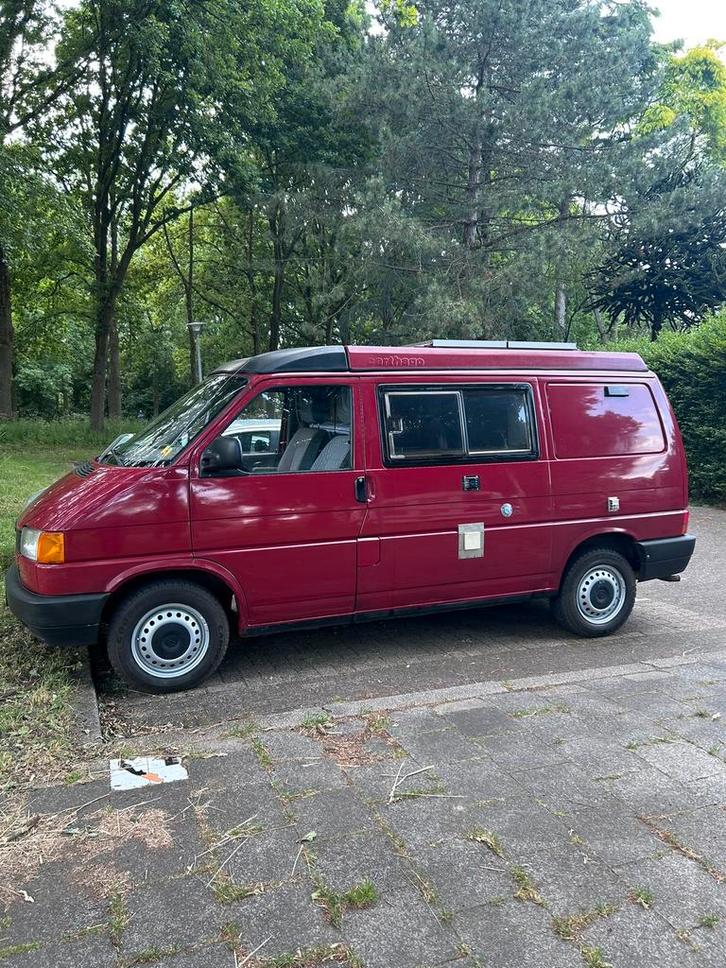 Volkswagen t4 transporter Camper Carthago 1993 Rood, Caravans en Kamperen, Campers, Particulier, tot en met 2, Buscamper of Camperbus