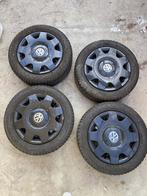 Volkswagen Winterset wieldop Dunlop 205/55 R16, Gebruikt, 16 inch, Banden en Velgen, Personenwagen