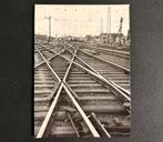 Foto emplacement Utrecht CS met mat ‘54 (±1965), Ophalen of Verzenden, Gebruikt, Trein