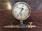 Antieke drukmeter de wit Hengelo