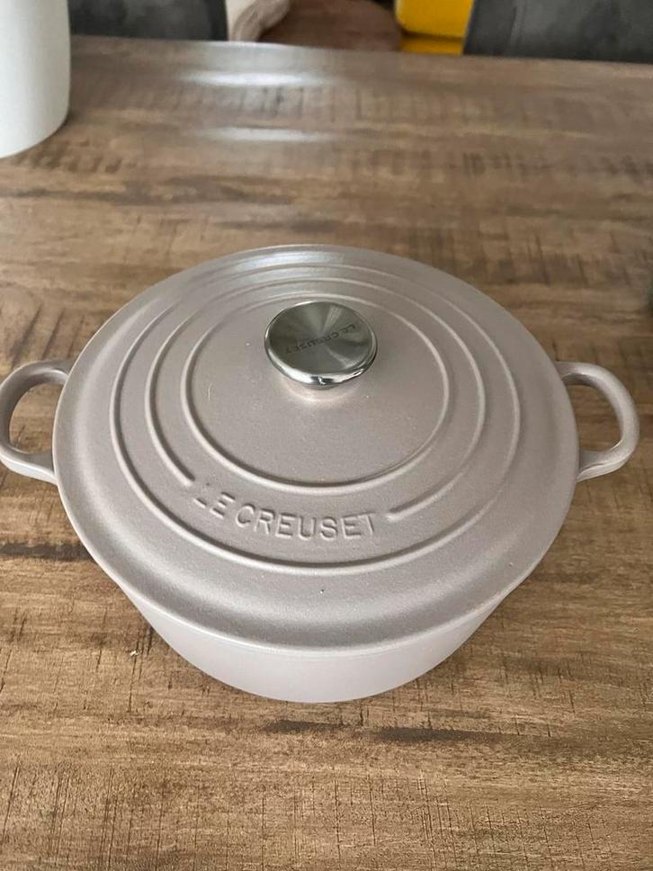 Le Creuset Braadpan 24 cm - Origineel, Huis en Inrichting, Keuken | Potten en Pannen, Gebruikt, Koekenpan of Braadpan, Gietijzer