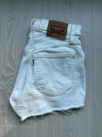 Levi's 501 Korte Spijkerbroek W25, Wit, Uilenstede510, Ophalen of Verzenden, Zo goed als nieuw