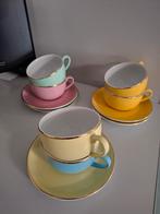 Koffie kopjes in mooie kleuren en gouden rand izgs, Antiek en Kunst, Antiek | Servies compleet, Ophalen of Verzenden