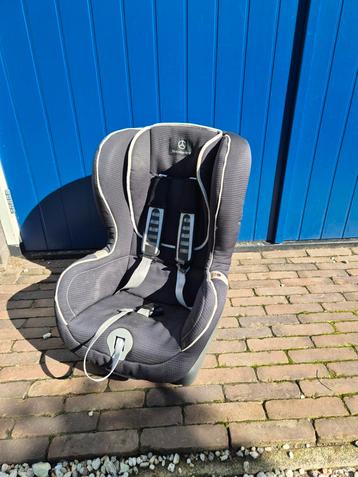 Stoere Mercedes-Benz Autostoel met Isofix! beschikbaar voor biedingen