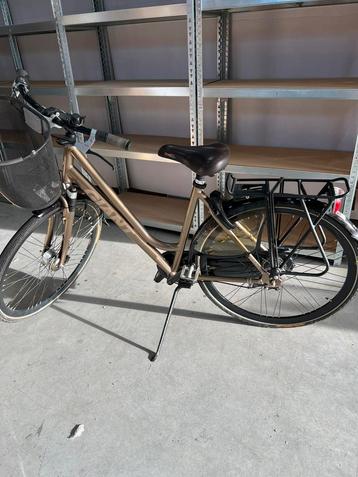 Giant Aluxx Nexus 8 damesfiets – framemaat 60, topstaat! beschikbaar voor biedingen