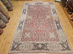 Vintage handgeknoopt perzisch yazd 312x195, Info@SlatsAntiek.nl, Tweedehands, Perzisch, 150 tot 200 cm
