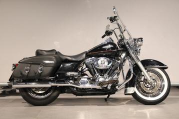Harley-Davidson ROAD KING CLASSIC (bj 2002) beschikbaar voor biedingen