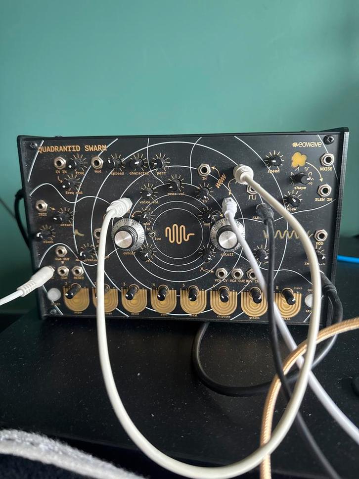 Eowave Quadrantid Swarm Eurorack Module, Muziek en Instrumenten, Synthesizers, Gebruikt, Overige aantallen, Overige merken, Met midi-aansluiting