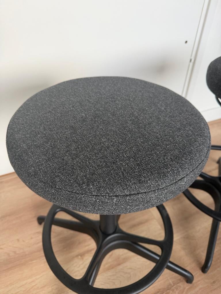 IKEA LIDKULLEN kruk – verstelbaar, Ophalen, Zo goed als nieuw, Zwart, Bureaukruk