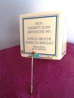 AVON Pin Birthstone Blue Zircon. Sterrenbeeld Kreeft., Sieraden, Tassen en Uiterlijk, Broches, Overige materialen, Minder dan 4 cm