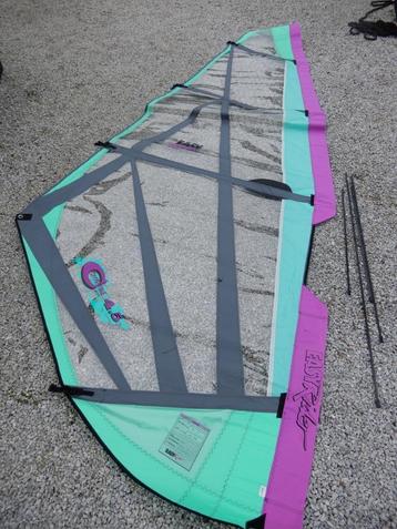 Nieuw:  Full Mylar 4.5 surfzeil doorgelat/vario top  €75,- beschikbaar voor biedingen