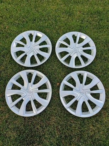 Originele nieuwe Opel wieldoppen 16 inch 4 stuks voor € 25,- beschikbaar voor biedingen