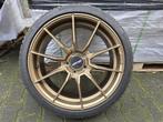 Velgen met winterbanden Golf 8, Auto-onderdelen, Banden en Velgen, Gebruikt, Banden en Velgen, Winterbanden, 235 mm
