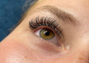 Wimperextensions one by one Groningen beschikbaar voor biedingen