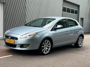 Fiat Bravo 1.4 16V T-jet 120 88kw 5DR 2008 Blauw beschikbaar voor biedingen