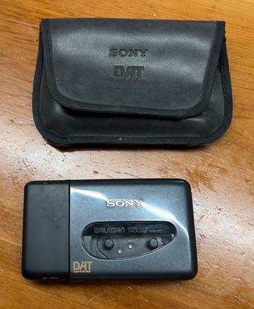 Sony portable DAT player - zeer zeldzaam beschikbaar voor biedingen