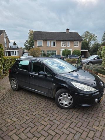 Peugeot 307 1.6 16v 2006 hele nette auto beschikbaar voor biedingen