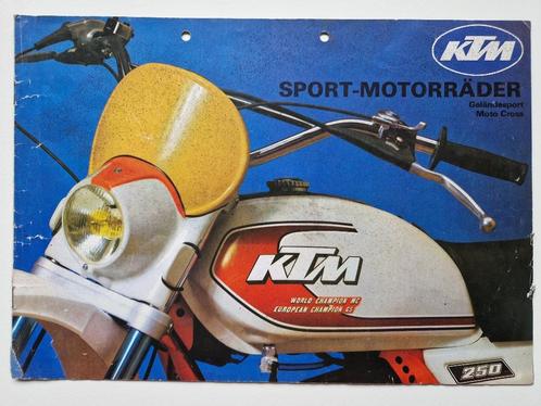 KTM motor folders / brochures, Motoren, Handleidingen en Instructieboekjes, Overige merken, Ophalen of Verzenden