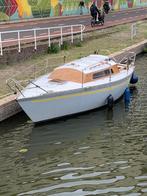 Kajuitsloep 8 meter zuinig diesel nette boot 4 slaapplaatsen, Watersport en Boten, Kajuitzeilboten en Zeiljachten, Gebruikt, Diesel
