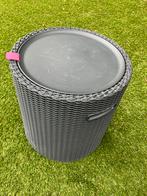 Keter cool stool, Ophalen, Zo goed als nieuw, Rond, Kunststof