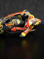 Minichamps 1:12 Rossi figuur 1999 kneedown, Hobby en Vrije tijd, Modelauto's | 1:5 tot 1:12, Ophalen of Verzenden, Zo goed als nieuw