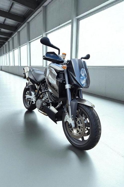 Superduke 990 2007 Akrapovic met historie, Motoren, Motoren | KTM, Particulier, Naked bike, meer dan 35 kW, 2 cilinders, Motorrijbewijs A