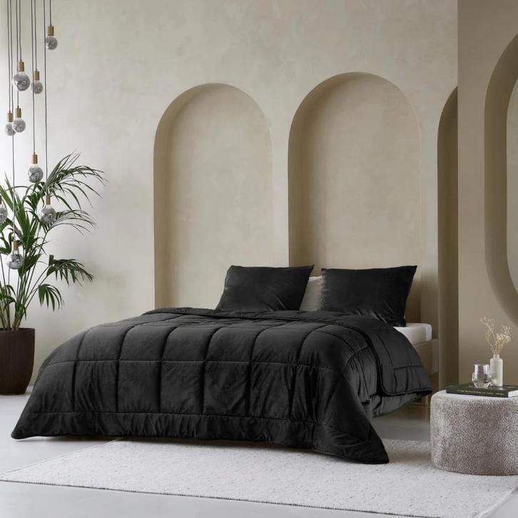 Dekbed zonder overtrek velvet zwart 240x200 cm + 2 slopen, Huis en Inrichting, Slaapkamer | Beddengoed, Nieuw, Dekbedovertrek
